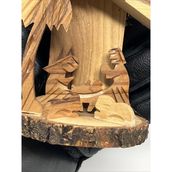Carved Wood Nativity Scene Bethlehem Palm Tree Crèche ~4x3” Christmas Mini Tiki - Picture 4 of 9